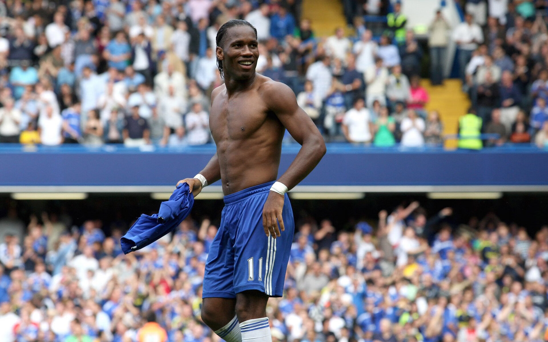 德甲攻守对抗：精彩场面不断激烈！，德甲进攻型球队